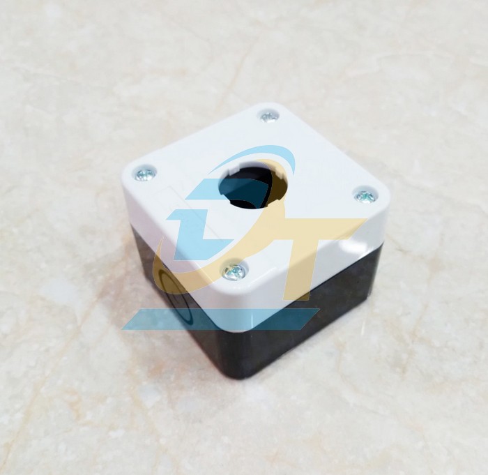 Hộp nút nhấn 1 lỗ 70x70x52mm phi 22 Chint NP2-B01