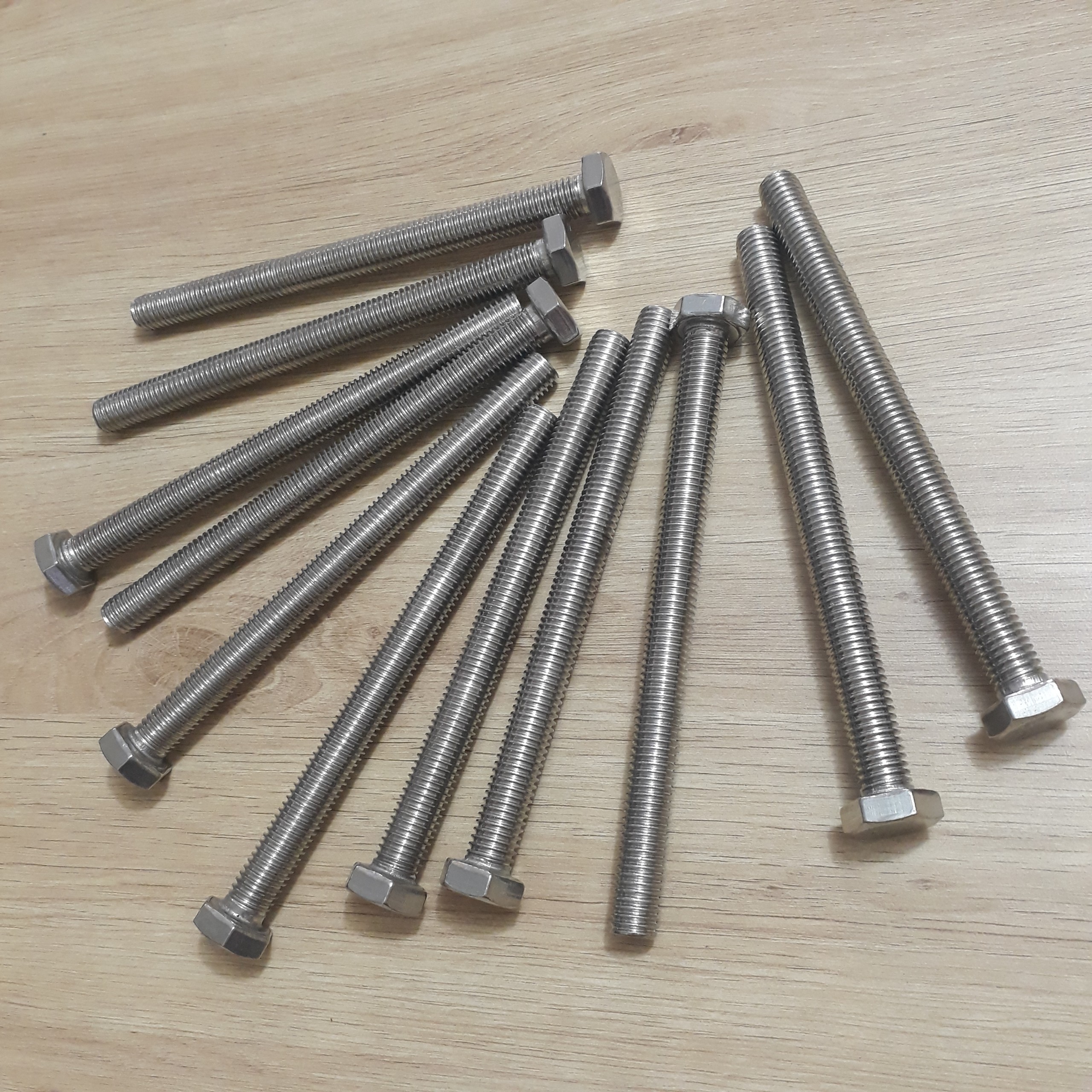 Bulong inox 201 M12x150  VietNam | Giá rẻ nhất - Công Ty TNHH Thương Mại Dịch Vụ Đạt Tâm
