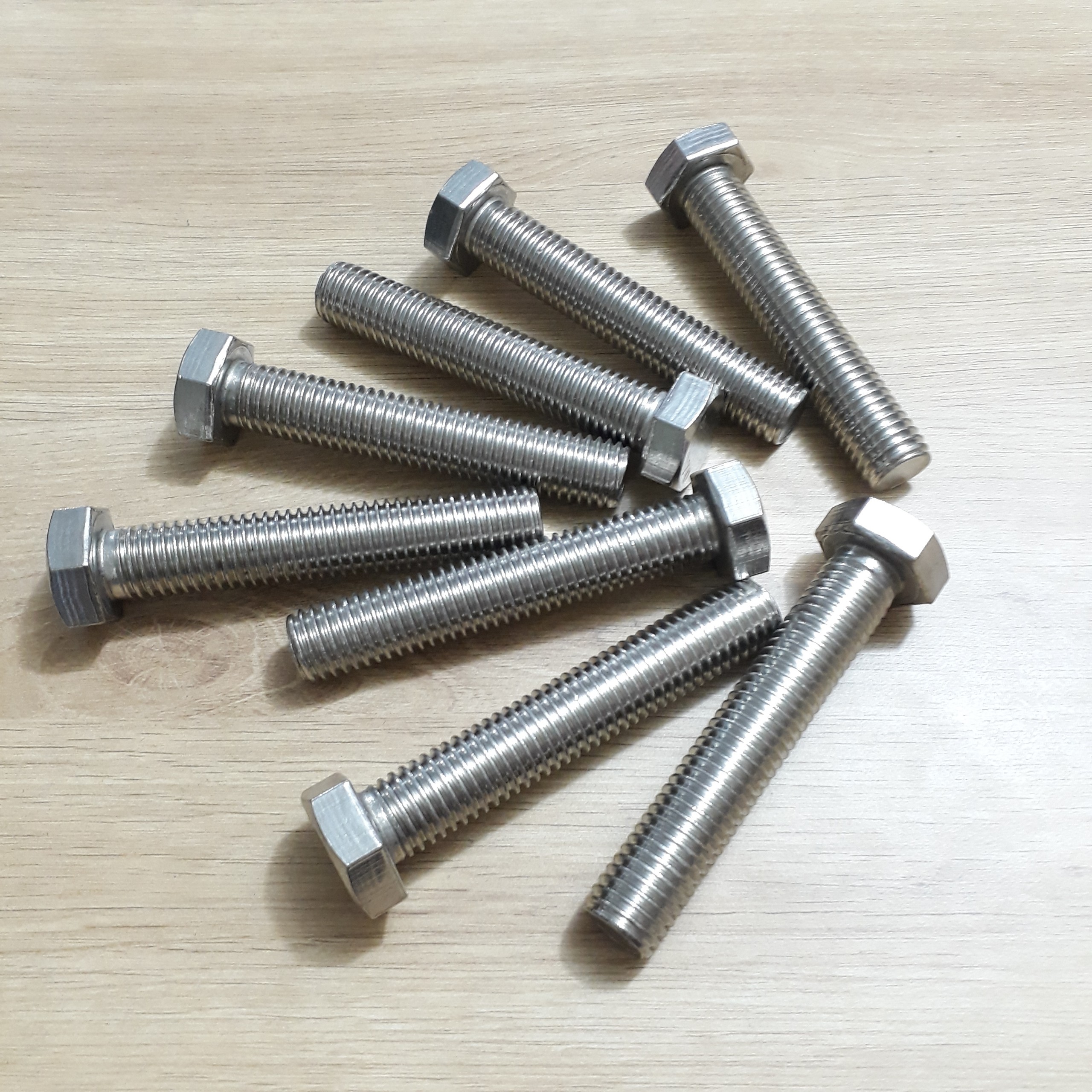 Bulong inox 201 M18x100  VietNam | Giá rẻ nhất - Công Ty TNHH Thương Mại Dịch Vụ Đạt Tâm