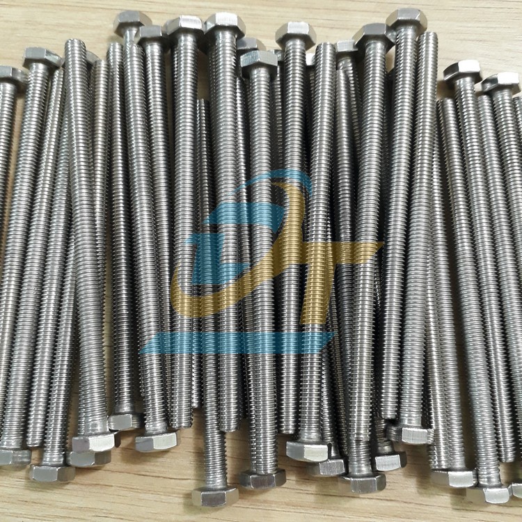 Bulong inox 201 M6x100  VietNam | Giá rẻ nhất - Công Ty TNHH Thương Mại Dịch Vụ Đạt Tâm