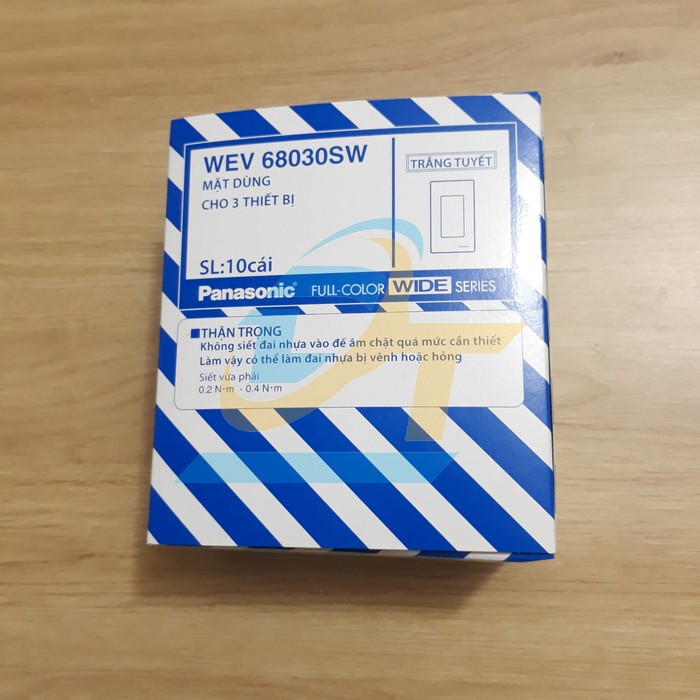 Mặt dùng cho 3 thiết bị Panasonic Wide WEV68030SW WEV68030SW Panasonic | Giá rẻ nhất - Công Ty TNHH Thương Mại Dịch Vụ Đạt Tâm