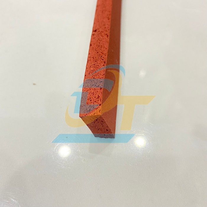 Silicon xốp đỏ chịu nhiệt 8x20mm d&agrave;i 1m  VietNam | Gi&aacute; rẻ nhất - C&ocirc;ng Ty TNHH Thương Mại Dịch Vụ Đạt T&acirc;m