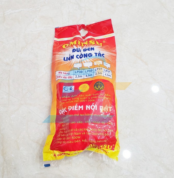 Đui đ&egrave;n liền c&ocirc;ng tắc (d&acirc;y 4.5m) Ominsu LP5T LP5T Ominsu | Gi&aacute; rẻ nhất - C&ocirc;ng Ty TNHH Thương Mại Dịch Vụ Đạt T&acirc;m