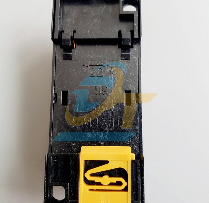 Đế 14 ch&acirc;n cho Relay MY4N Omron PYFZ-14-E PYFZ-14-E Omron | Gi&aacute; rẻ nhất - C&ocirc;ng Ty TNHH Thương Mại Dịch Vụ Đạt T&acirc;m