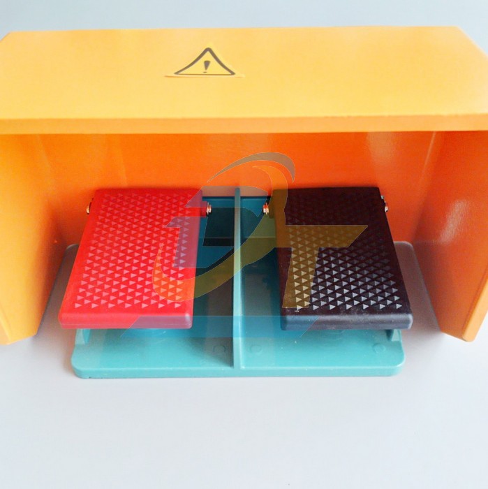 C&ocirc;ng tắc b&agrave;n đạp đ&ocirc;i nhấn nhả 15A 250V Minjin MJ-602 MJ-602 MINJIN | Gi&aacute; rẻ nhất - C&ocirc;ng Ty TNHH Thương Mại Dịch Vụ Đạt T&acirc;m