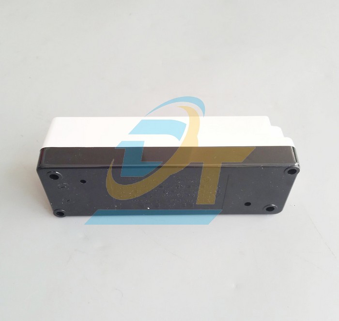 Ổ cắm điện 3 lỗ Dosel DC1212 DC1212 DOSEL | Gi&aacute; rẻ nhất - C&ocirc;ng Ty TNHH Thương Mại Dịch Vụ Đạt T&acirc;m