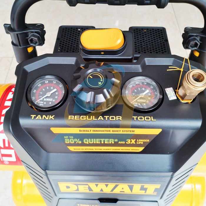 M&aacute;y n&eacute;n kh&iacute; kh&ocirc;ng dầu 17L Dewalt DXCM3321782  DEWALT | Gi&aacute; rẻ nhất - C&ocirc;ng Ty TNHH Thương Mại Dịch Vụ Đạt T&acirc;m