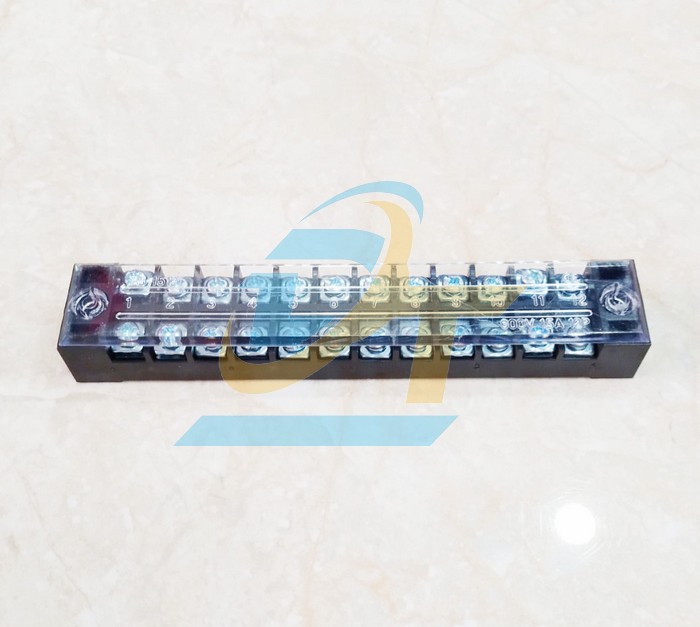 Domino khối 12P 15A China TB-1512  China | Giá rẻ nhất - Công Ty TNHH Thương Mại Dịch Vụ Đạt Tâm