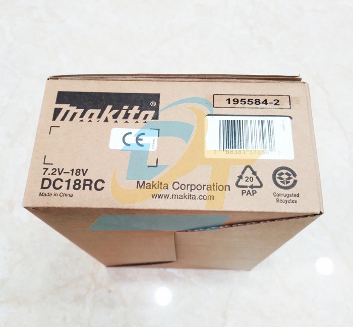 Đế sạc pin Li-Ion nhanh Makita DC18RC (195584-2) DC18RC (195584-2) Makita | Giá rẻ nhất - Công Ty TNHH Thương Mại Dịch Vụ Đạt Tâm