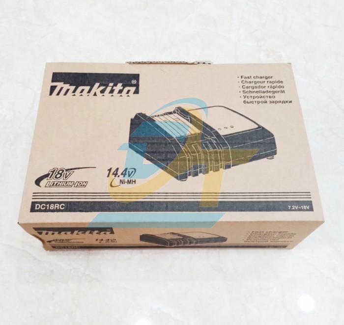 Đế sạc pin Li-Ion nhanh Makita DC18RC (195584-2) DC18RC (195584-2) Makita | Giá rẻ nhất - Công Ty TNHH Thương Mại Dịch Vụ Đạt Tâm