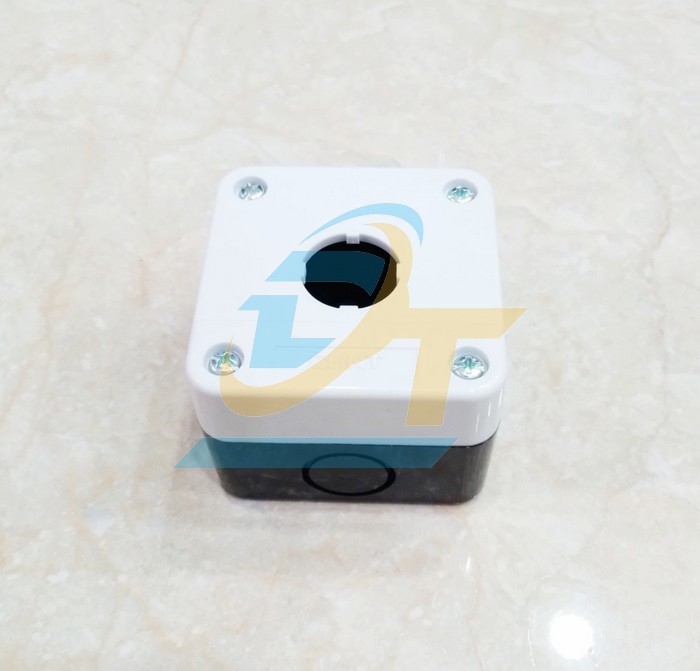 Hộp nút nhấn 1 lỗ 70x70x52mm phi 22 Chint NP2-B01  CHINT | Giá rẻ nhất - Công Ty TNHH Thương Mại Dịch Vụ Đạt Tâm