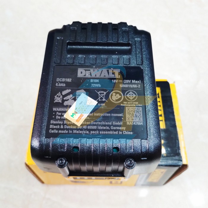 Pin 18V 4.0Ah XR Li-ion Dewalt DCB182-B1 DCB182-B1 DEWALT | Giá rẻ nhất - Công Ty TNHH Thương Mại Dịch Vụ Đạt Tâm