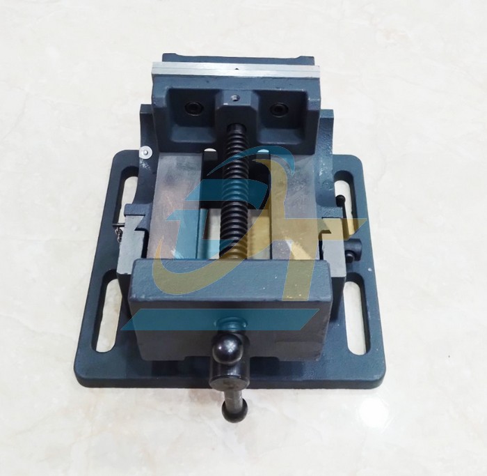 Ê tô trượt góc nghiêng từ 0-90 độ 4"  China | Giá rẻ nhất - Công Ty TNHH Thương Mại Dịch Vụ Đạt Tâm