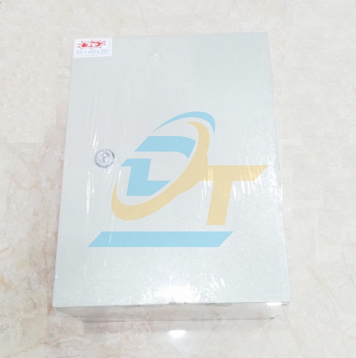 Vỏ tủ điện sắt 300x400x200 tole 1.2mm  VietNam | Giá rẻ nhất - Công Ty TNHH Thương Mại Dịch Vụ Đạt Tâm