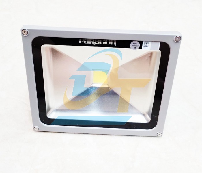 Đèn Led pha 30W 6500K Paragon POLH3065  Paragon | Giá rẻ nhất - Công Ty TNHH Thương Mại Dịch Vụ Đạt Tâm