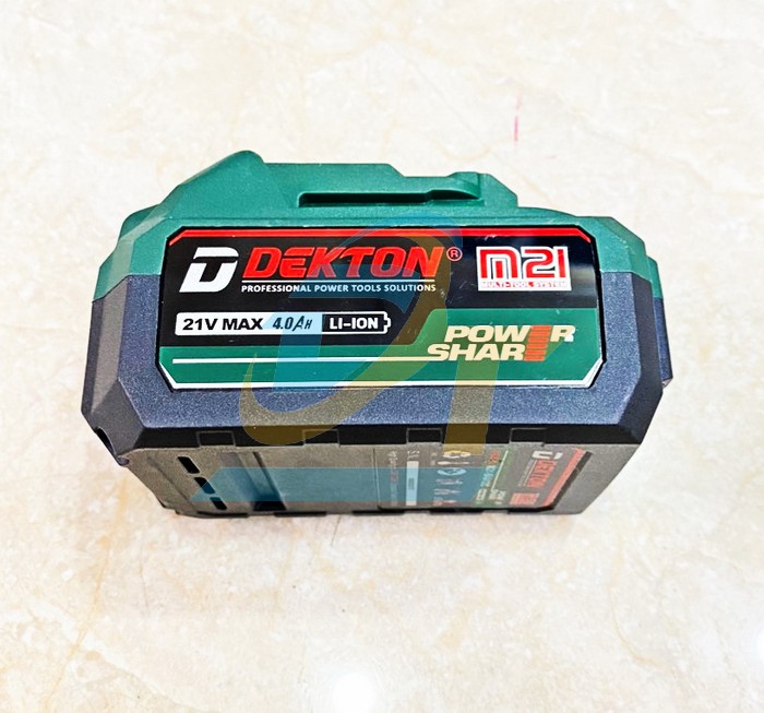 Pin Li-ion 21V 4.0Ah Dekton M21-B4A12C  DEKTON | Gi&aacute; rẻ nhất - C&ocirc;ng Ty TNHH Thương Mại Dịch Vụ Đạt T&acirc;m
