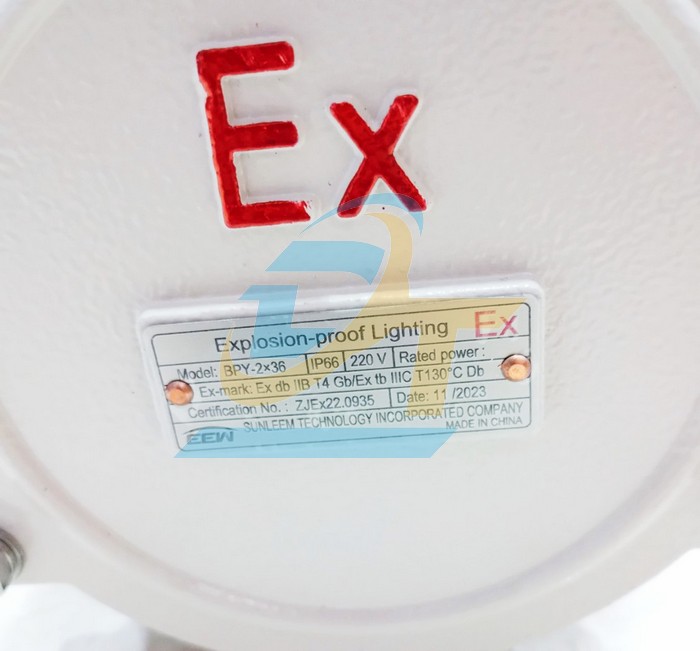 Đèn phòng chống nổ 220V EEW BPY 2x36  EEW | Giá rẻ nhất - Công Ty TNHH Thương Mại Dịch Vụ Đạt Tâm