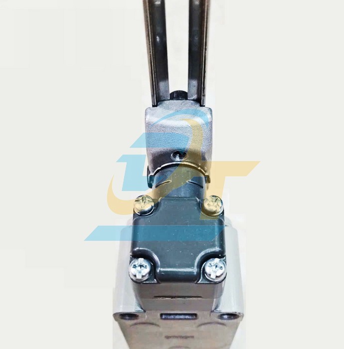 Công tắc hành trình cần điều chỉnh Omron WLCA12-2 WLCA12-2 Omron | Giá rẻ nhất - Công Ty TNHH Thương Mại Dịch Vụ Đạt Tâm