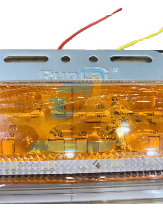 Đ&egrave;n Led sườn xe tải 24V RunLai RL-5006  RUNLAI | Gi&aacute; rẻ nhất - C&ocirc;ng Ty TNHH Thương Mại Dịch Vụ Đạt T&acirc;m