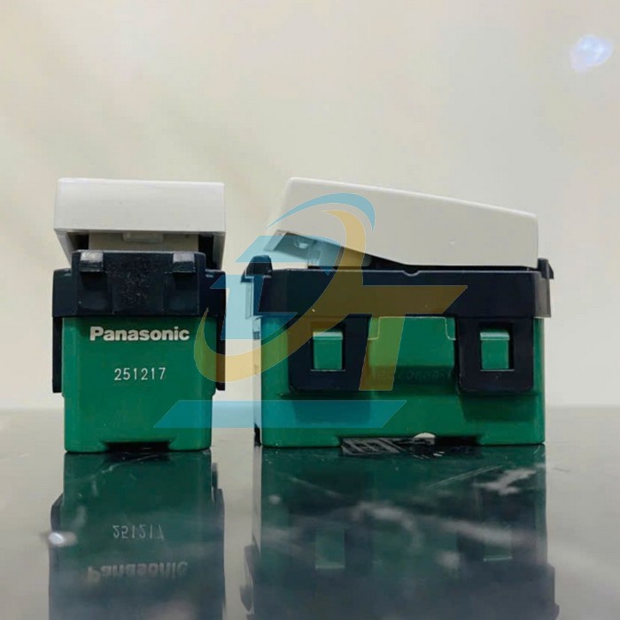 C&ocirc;ng tắc 1 chiều Wide Panasonic WEV5001SW WEV5001SW Panasonic | Gi&aacute; rẻ nhất - C&ocirc;ng Ty TNHH Thương Mại Dịch Vụ Đạt T&acirc;m